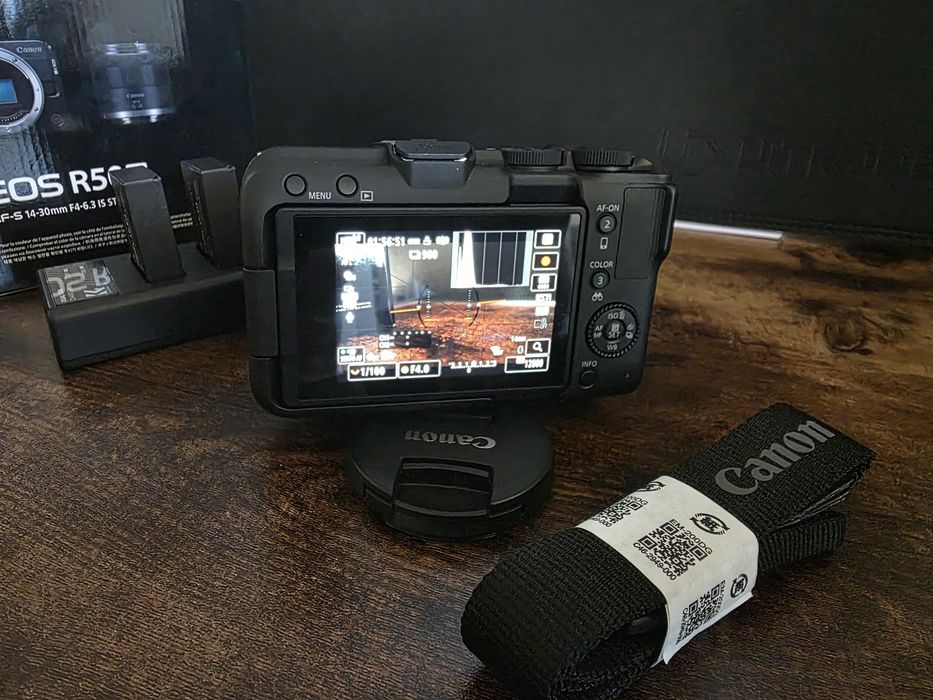 Canon R50V - НОВ + 18 месеца гаранция