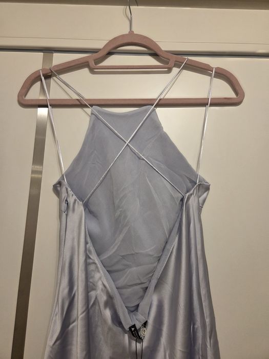 Rochie saten eleganta cu spatele gol