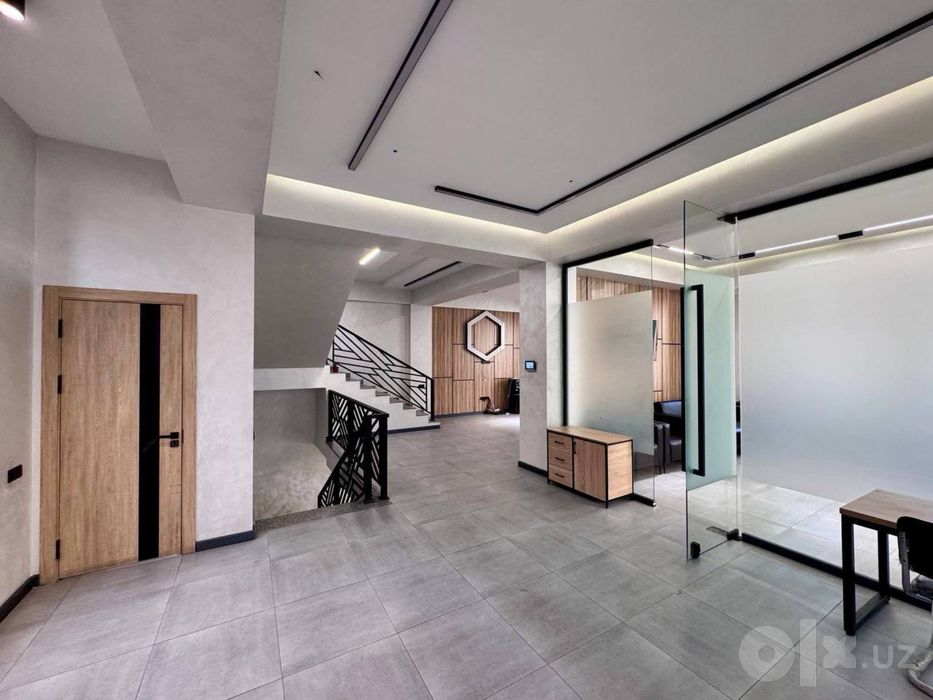 Аренда офис Ор-р: метро Хамза 230м2