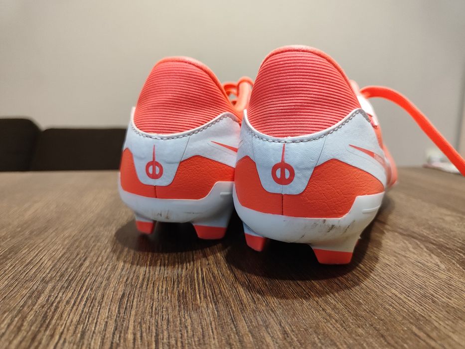 Футболни обувки Nike Tiempo Legend 10 Pro FG