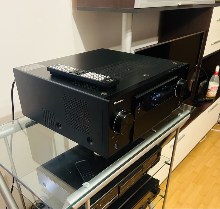 Receiver  9.2 Pioneer SC LX 75  180 W