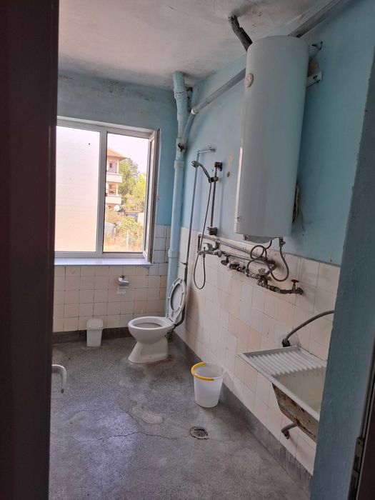 Продава се Тристаен апартамент в Ямбол, Военна база - 94 кв.м за 429 €/кв.м - Снимка #23