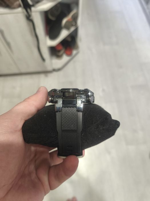 Наручные часы stryve