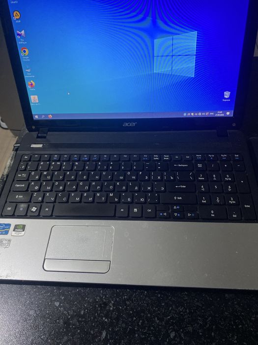 Ноутбук acer в хорошем состояние