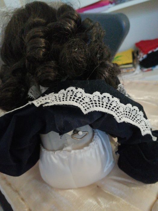 Кукла музикална!