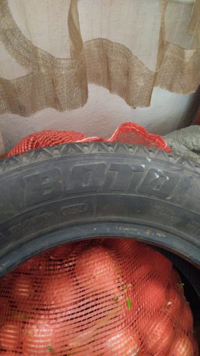 Продам зимние шины