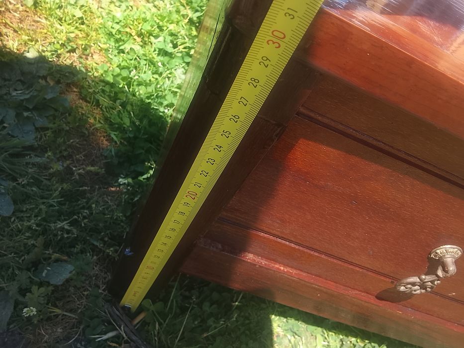 Реновиран стар шкаф