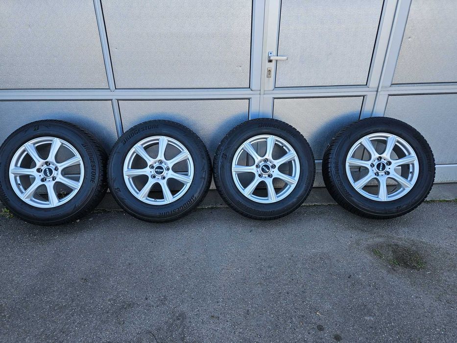 Лети джанти 17" 5х114,3 гуми 225/65/17