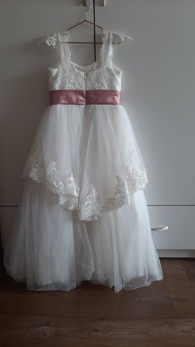 Продам нарядное платье