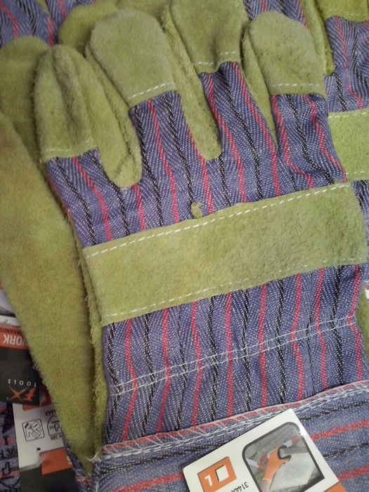 Manusi de lucru din piele, pt. constructii, etc, Noi - Brasov