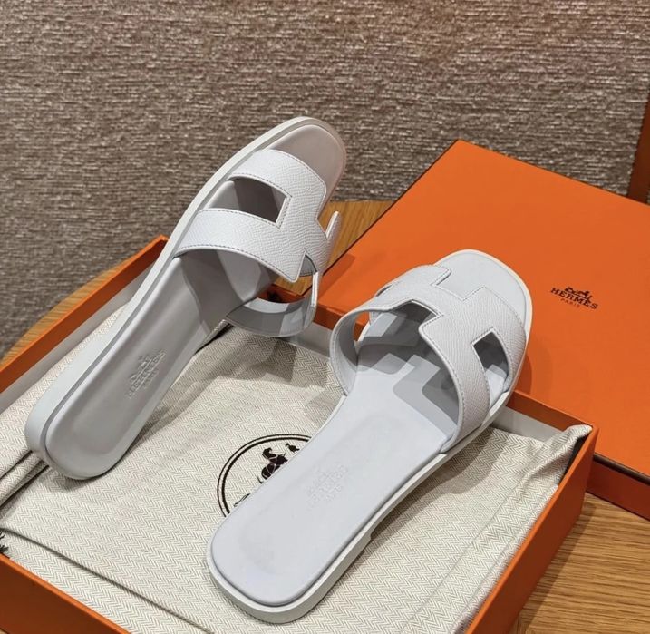 Hrms Oran White (37-40)