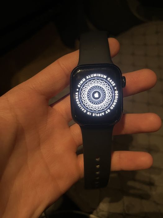 Продам Apple Watch 8 серия