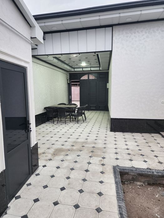 Без маклер! Зангиота зиёратгох ёнида ховли сотилади!