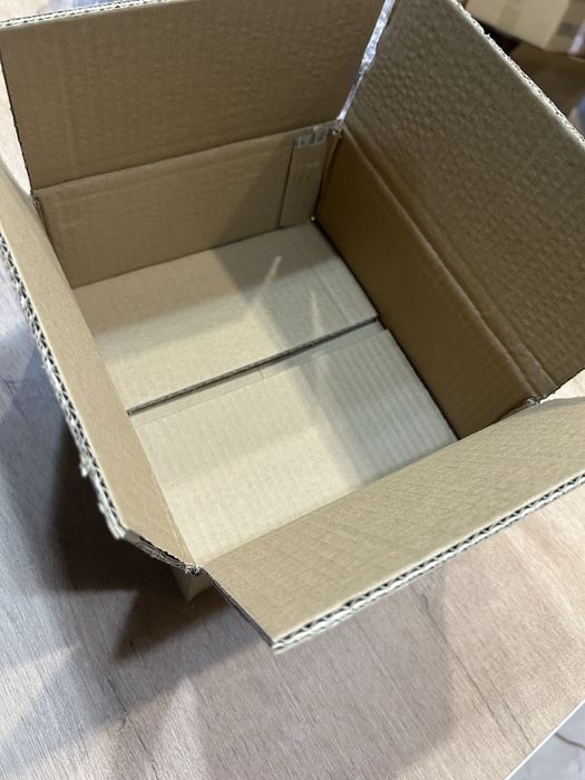 Продам картонные коробки 23/20.5/9.5