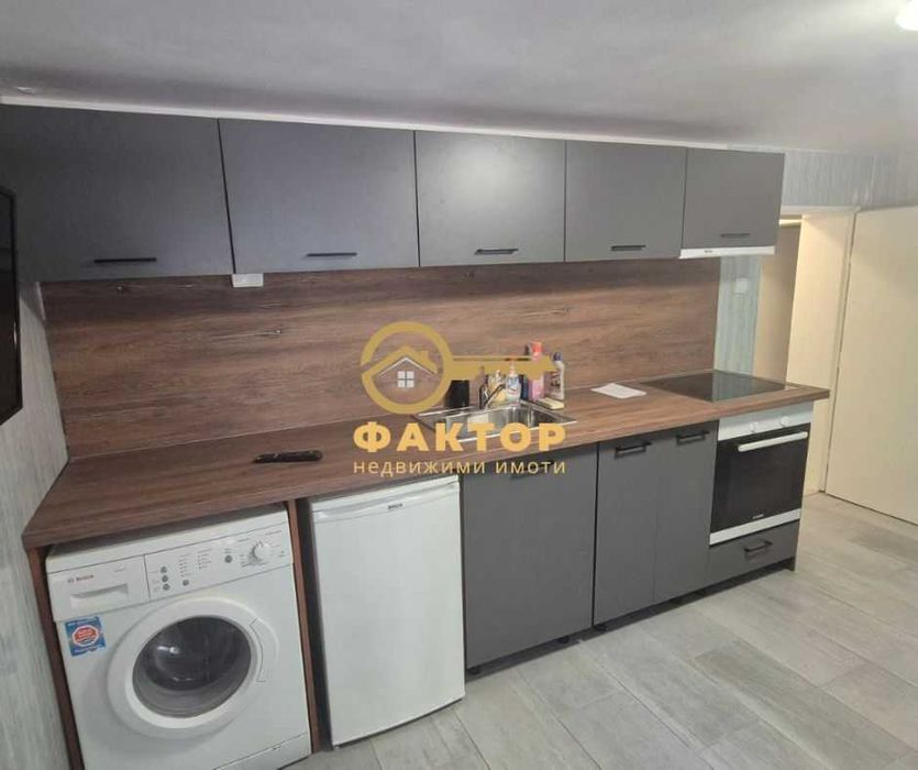 Продава се Двустаен апартамент в Пловдив, Център - 55 кв.м за 1781 €/кв.м - Снимка #1
