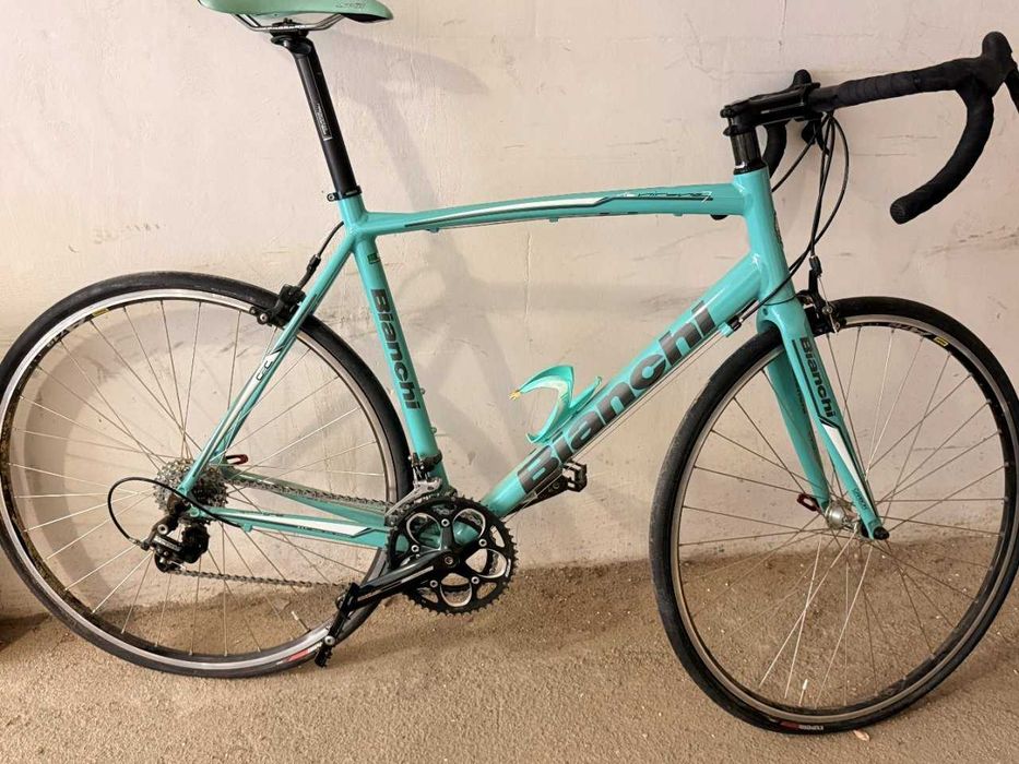 Шосеен велосипед Bianchi via nirone 7