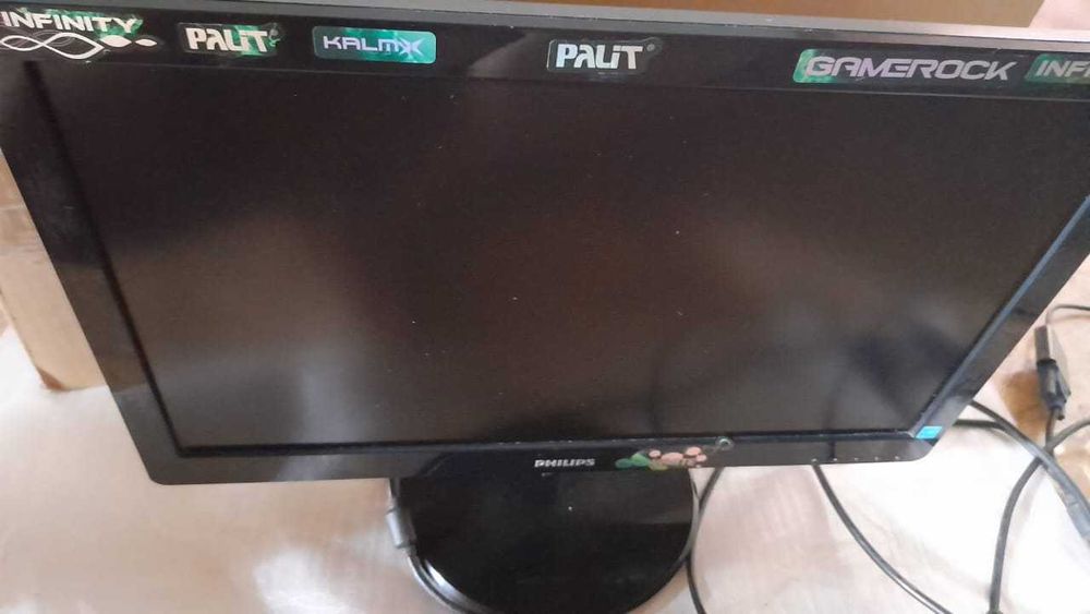 Монитор Phillips 200v4q