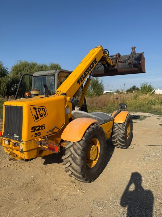 Încărcător telescopic JCB 526-55