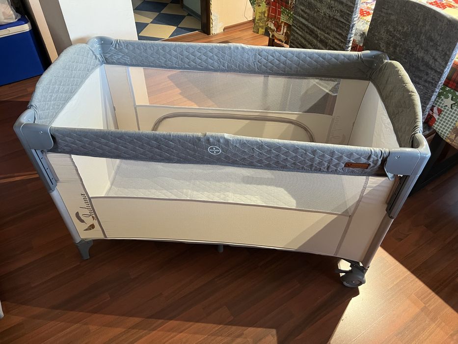 Бебешка кошара CANGAROO