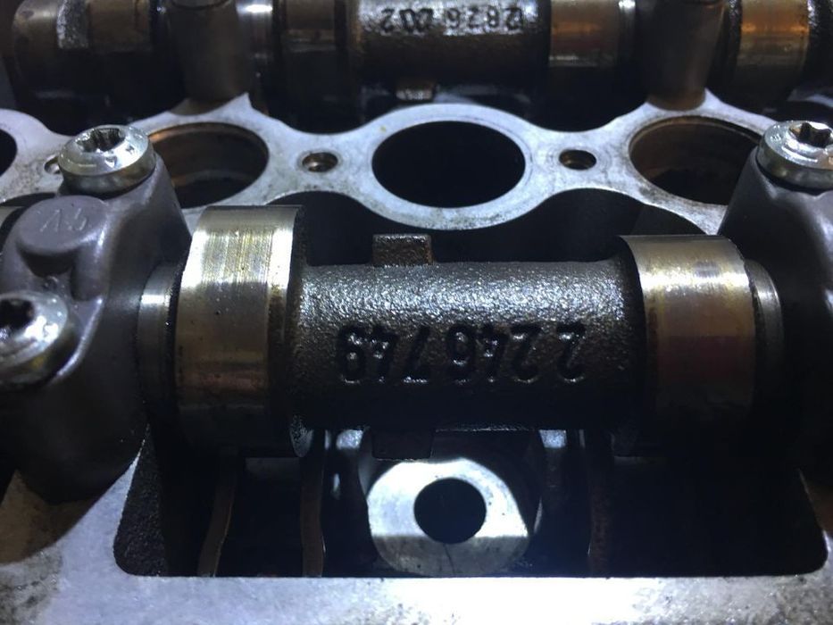 Chiulasa Chiuloasa cu 2 Axe Came Supape si Tacheti BMW Seria 3 E46 2.0D 136cp Cod 2247038 / 2246749