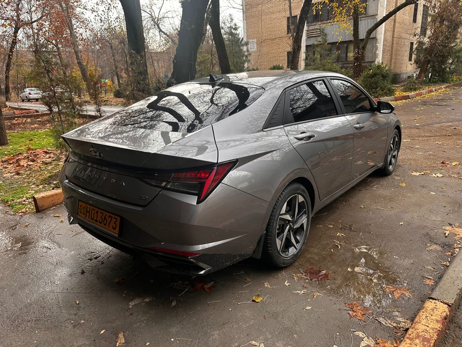 Hyundai elentra 2022 2.0L Срочный!!
