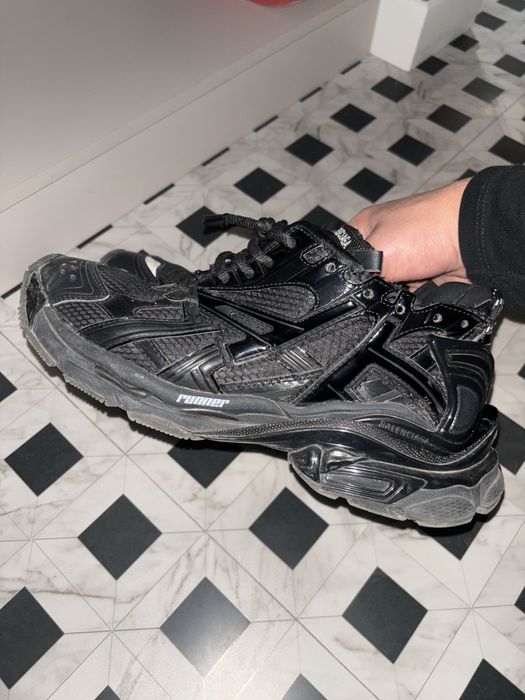 Balenciaga runner