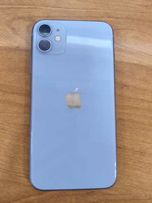 продам iPhone 11 или обменяю на 12