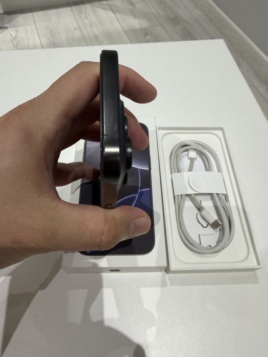 Iphone 16 Pro Black Titanium 256