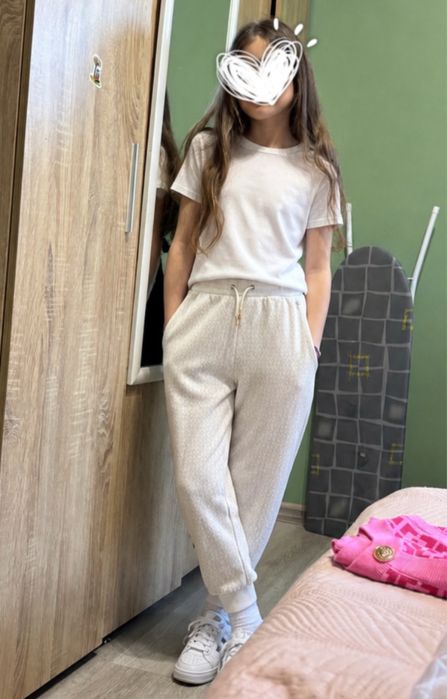 Детско яке Twinset и спортно долнище Michael Kors