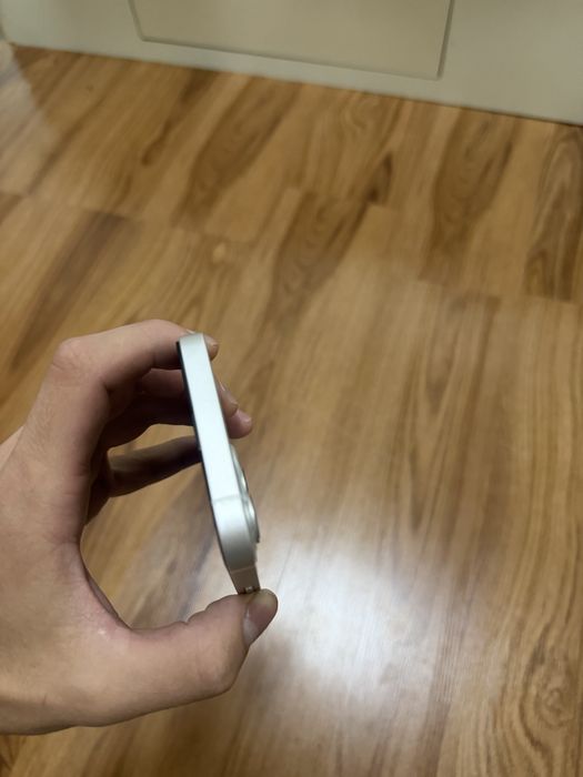 iPhone 13 arzon ulgrlb qolila