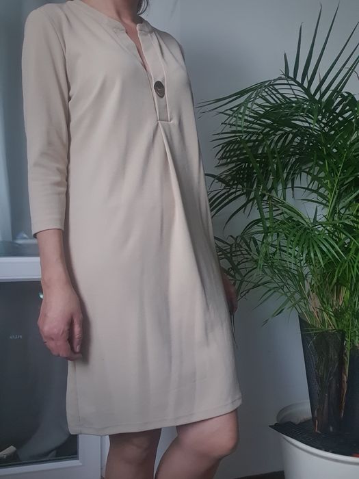 Rochie RESERVED crem