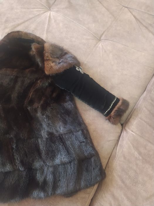 Продаю детскую норковую шубк