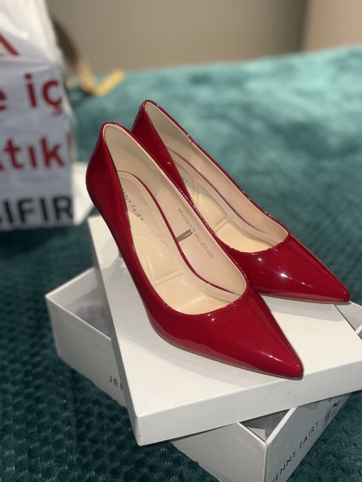 Дамски обувки на ток