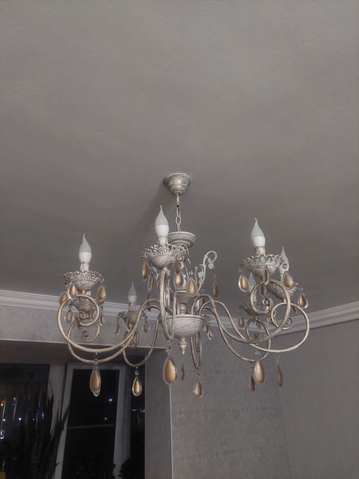 Люстра в классическом стиле