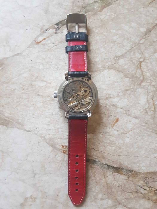 Vând un ceas UNICAT marriage Jaeger-Le Coultre cronograf, SNOOP DOGG