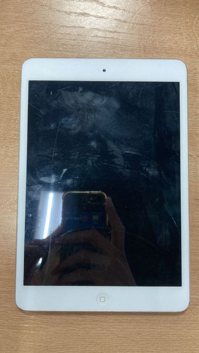 Продается 7 планшетов Ipad в алмате.