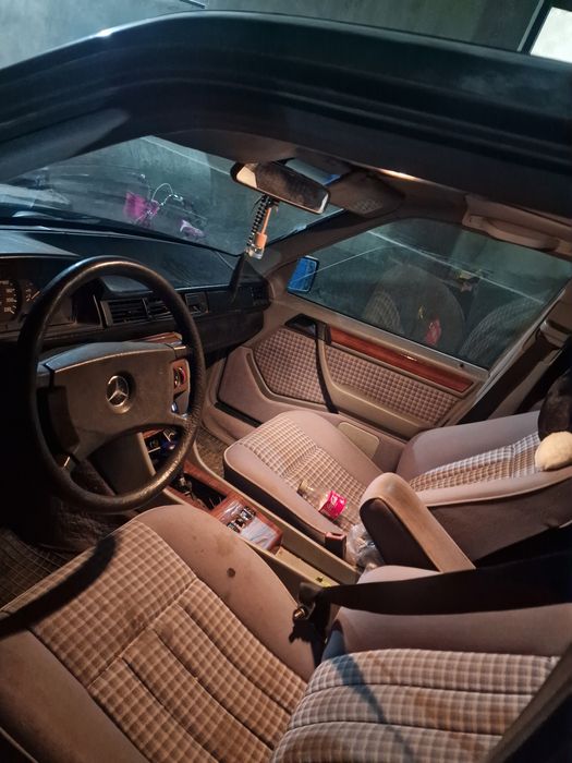 Продаётся Мерседес Срочно