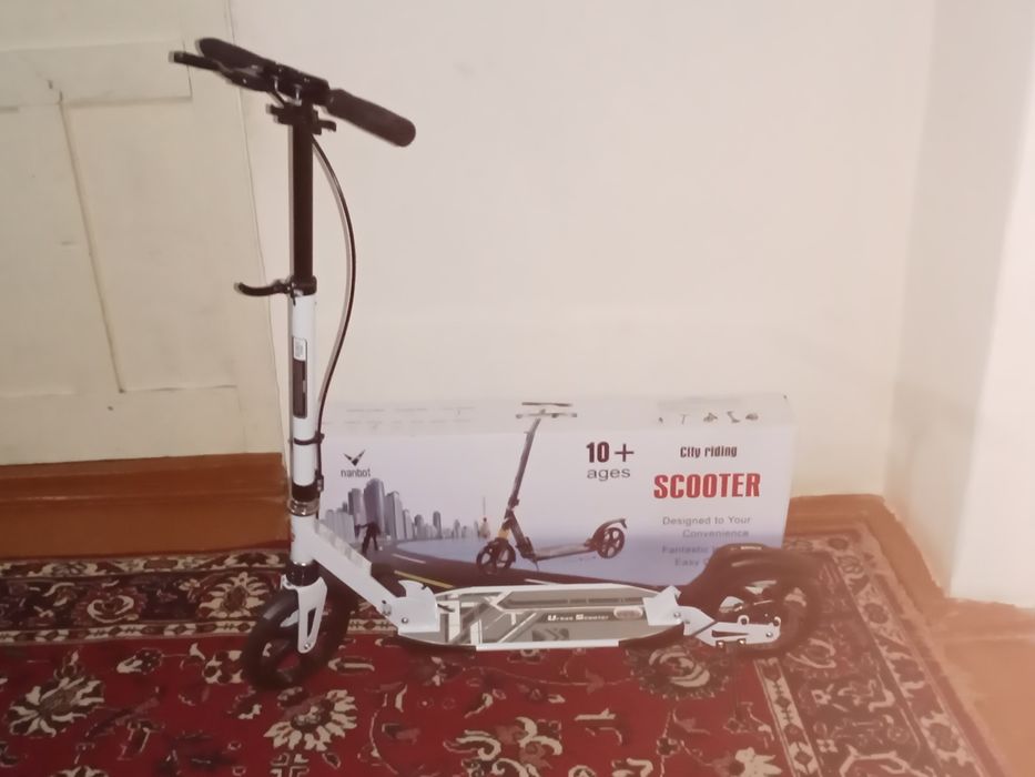 Самокат спортивные Сатилады новый