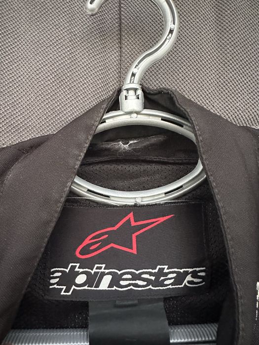 Продавам мото яке Alpinestars Monster Energy – размер L