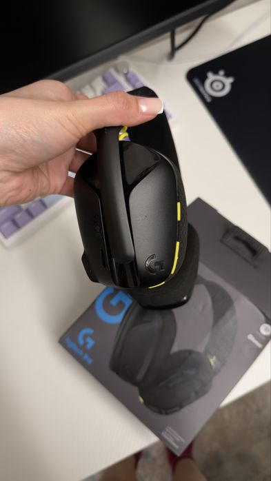 Наушники Logitech G435