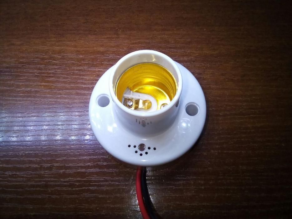 Датчик звука с патроном и LCD лампой