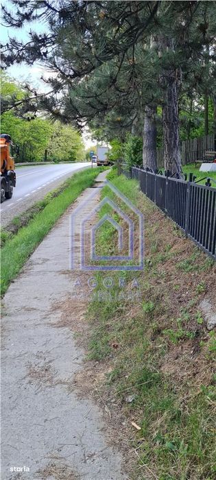 Suceava, Draguseni, teren cu casa batraneasca,   langa troita