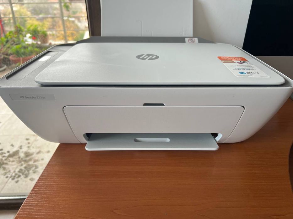 Продава се принтер HP DeskJet 2720e СПЕШНО