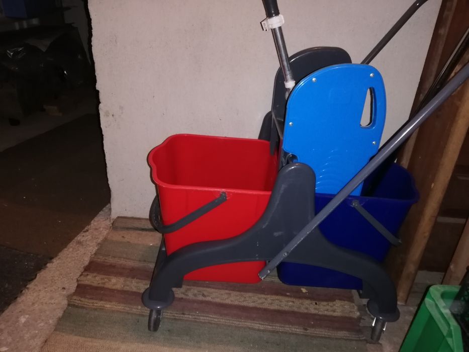 Хигиенна количка