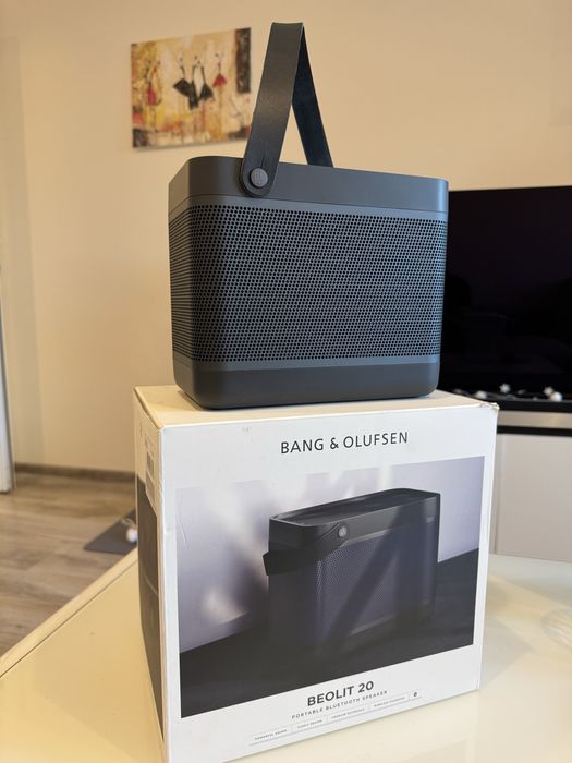 Bang & Olifsen beolit 20 преносима тонколона