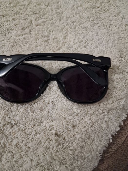 Ochelari de soare Moschino
