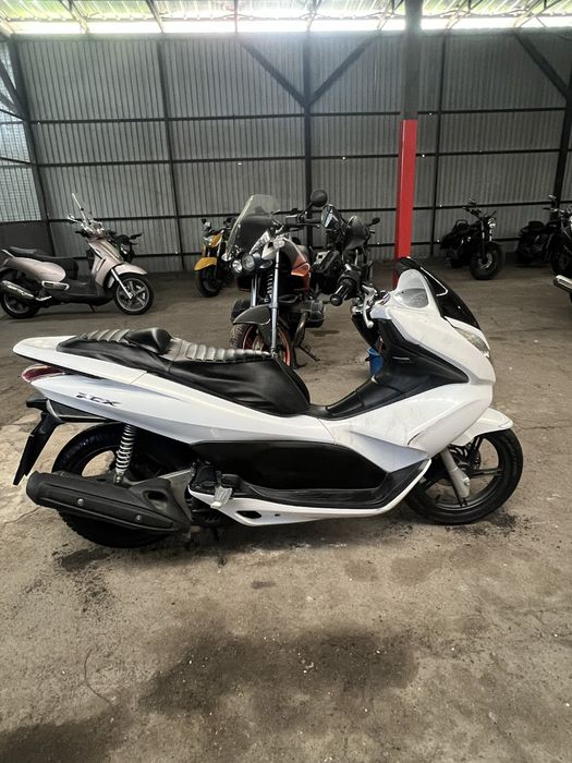 Мотоцикл HONDA PCX