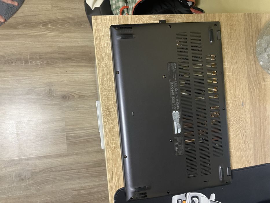 Laptop gaming acer aspire 7+accesorii