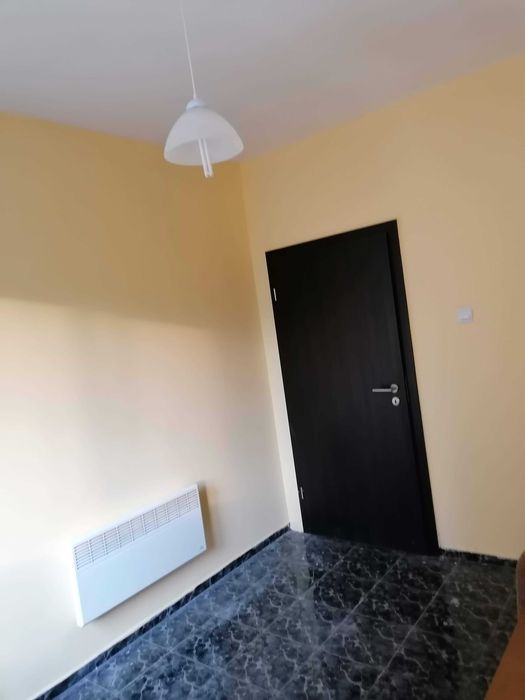 Дава се под наем Тристаен апартамент в Асеновград - 78 кв.м за 300 € - Снимка #6