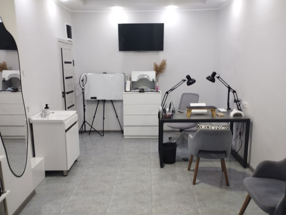 Нежилое помещение продается